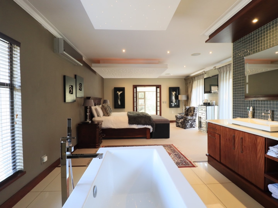 4 Bedroom Property for Sale in Oubos Estate Free State